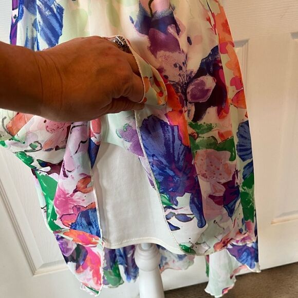 🎄Lily Rose High Low Floral Sleeveless Keyhole Dress - Picture 4 of 12